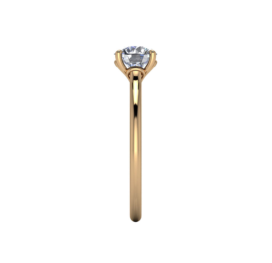 Brilliant Cut Diamond Heart Solitaire in Yellow Gold