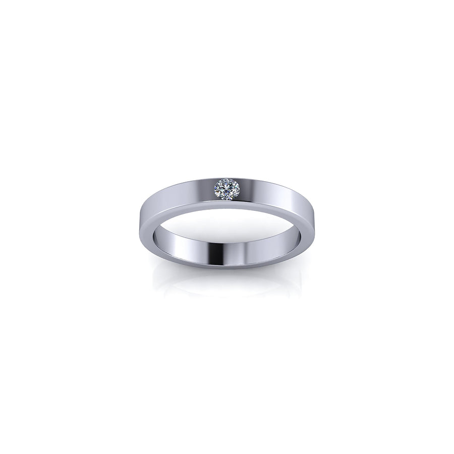 Square wedding ring with brilliant white gold